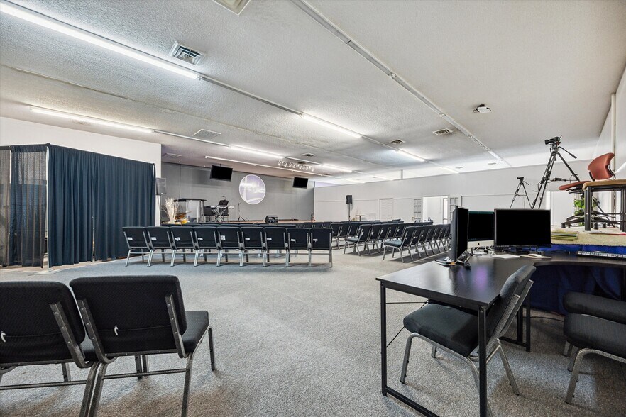 More Photos Of 12048 Stallings Commerce Dr, Matthews Storefront Retail Office For Sale