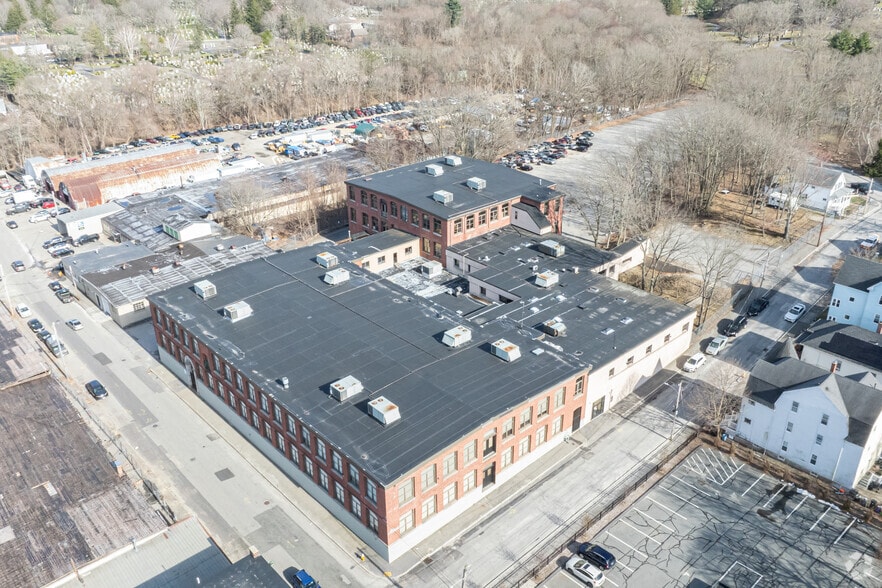 More Photos Of 60 Fremont St, Worcester Warehouse For Lease