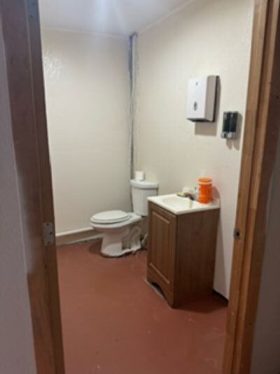 More Photos Of 6745 N Old Dixie Hwy, Fort Pierce Warehouse For Lease