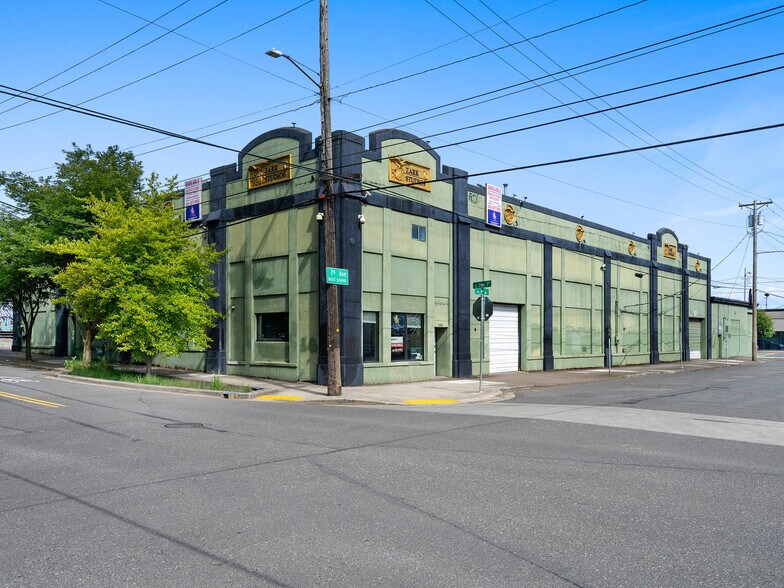 More Photos Of 1535 SE 9th Ave, Portland Warehouse For Lease