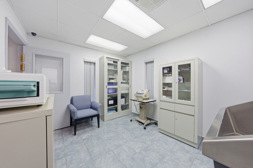 More Photos Of 415 Totowa Rd, Totowa Medical For Sale