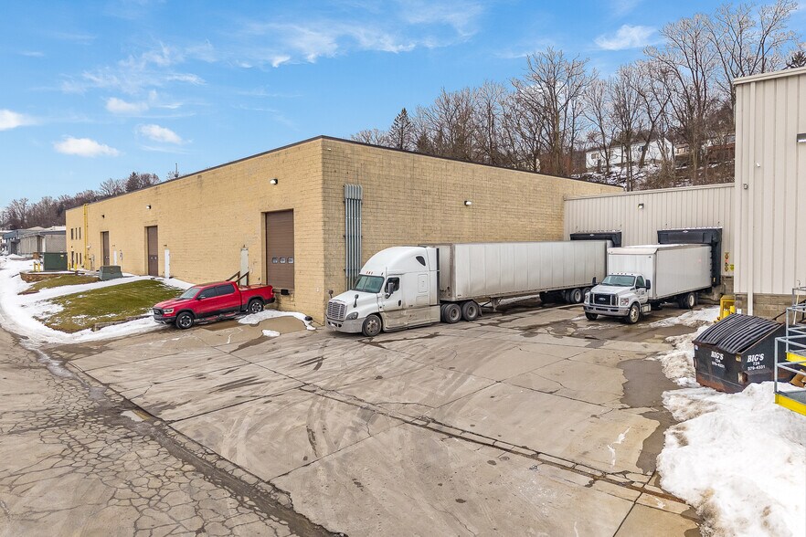 More Photos Of 111 Terence Dr, Pittsburgh Warehouse For Sale