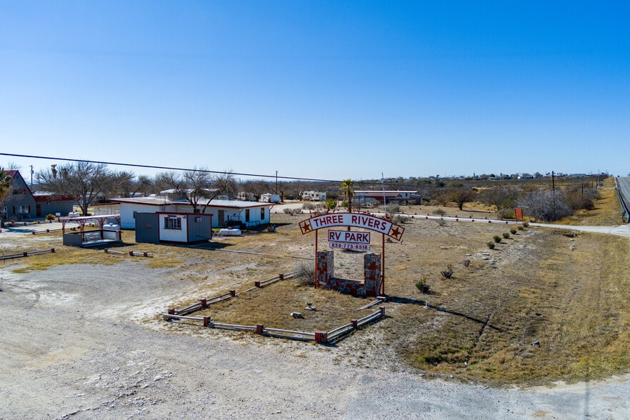 More Photos Of 9685 US 90 hwy, Del Rio Manufactured Housing Mobile Home Park For Sale