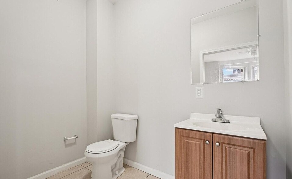 More Photos Of 1009 W Main St, Norristown Apartments For Lease
