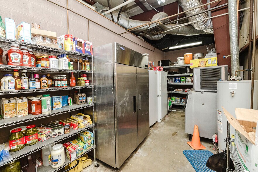 More Photos Of 2206 E 101st St N, Valley Center Specialty For Sale