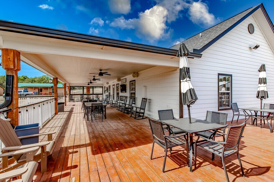 More Photos Of 200 King Ranch Rd, Gatesville Specialty For Sale