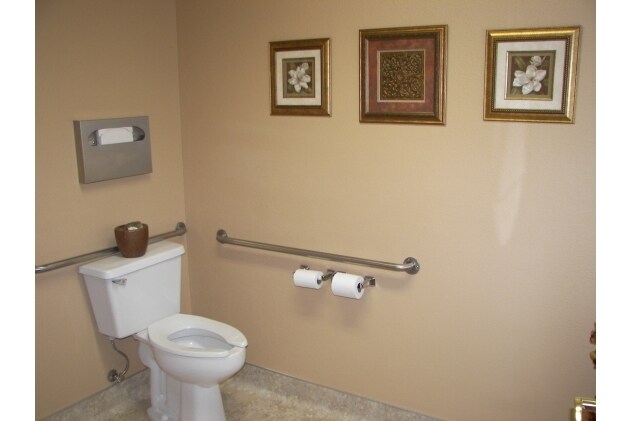 More Photos Of 1510 Poole Blvd, Yuba City Office For Lease