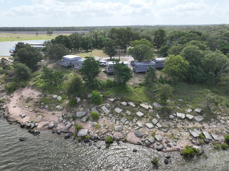 More Photos Of 505 Marina, Brenham Specialty For Sale