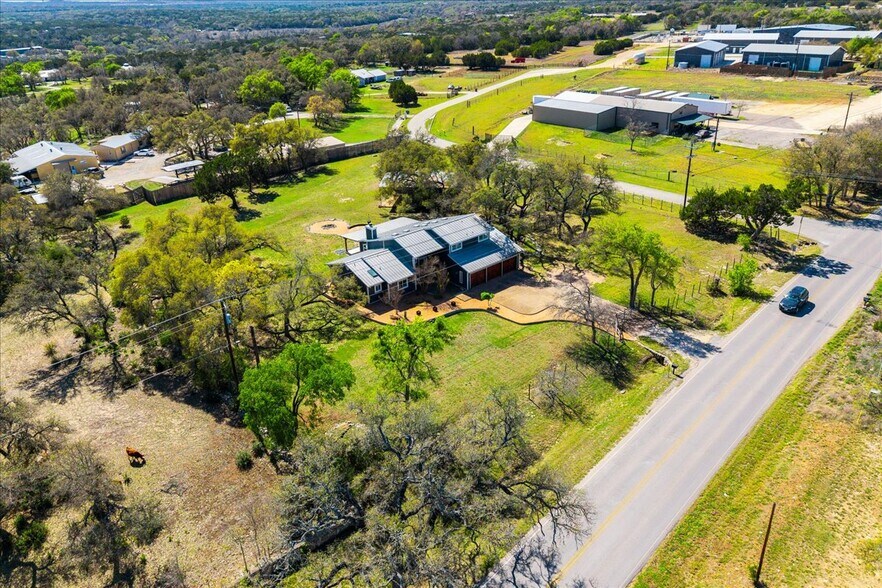 More Photos Of 14519 Fitzhugh Rd, Austin Specialty For Sale