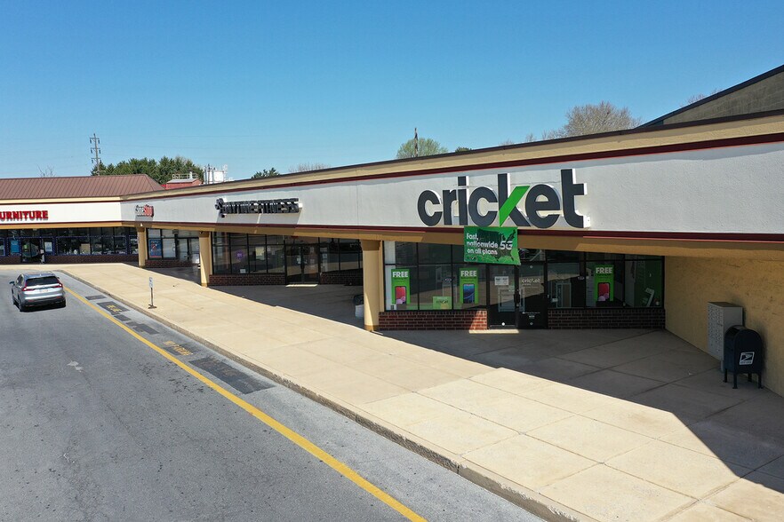 More Photos Of 801-835 Bowman St, Lebanon Unknown For Lease