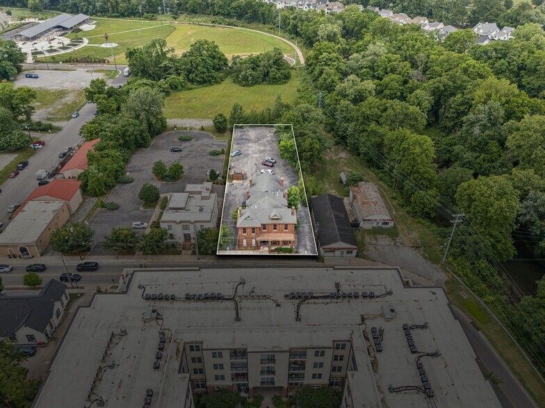 More Photos Of 108 Bridge St, Franklin Storefront For Sale