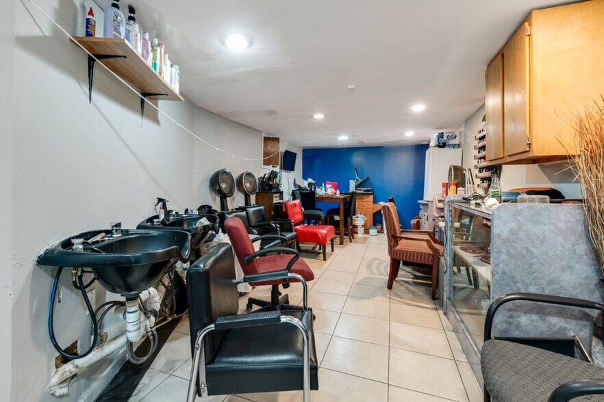 More Photos Of 2516-2520 N Charles St, Baltimore Apartments For Sale