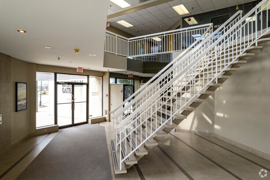 More Photos Of 550 Alden Rd, Markham Flex For Lease