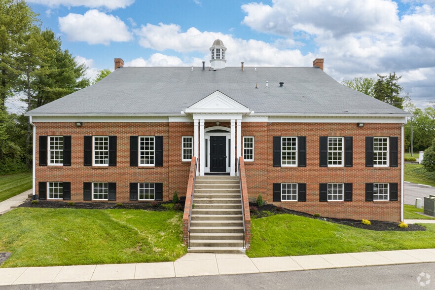 More Photos Of 7775 Cooper Rd, Montgomery Office For Lease