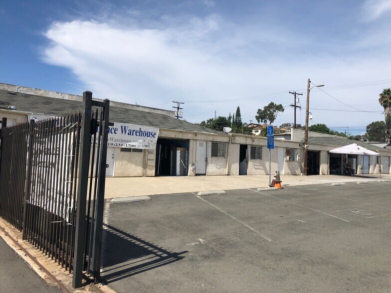 More Photos Of 3170 Market St, San Diego Contractor Storage Yard For Sale