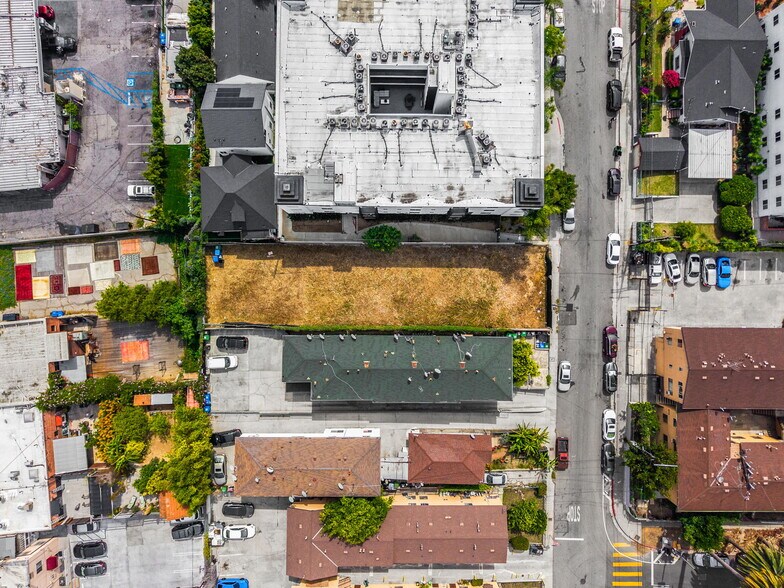 More Photos Of 2113 W Court St, Los Angeles Land For Sale