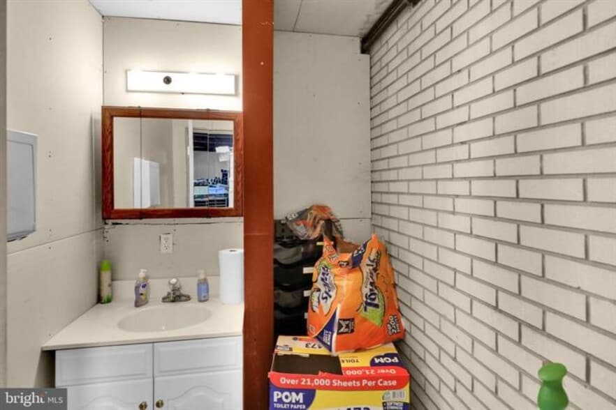 More Photos Of 3534 Kutztown Rd, Reading Office For Sale