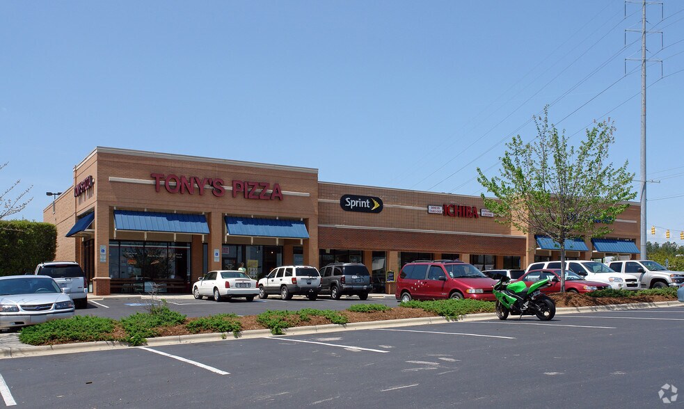 Primary Photo Of 1820 Catawba Valley Blvd, Hickory General Retail For Lease