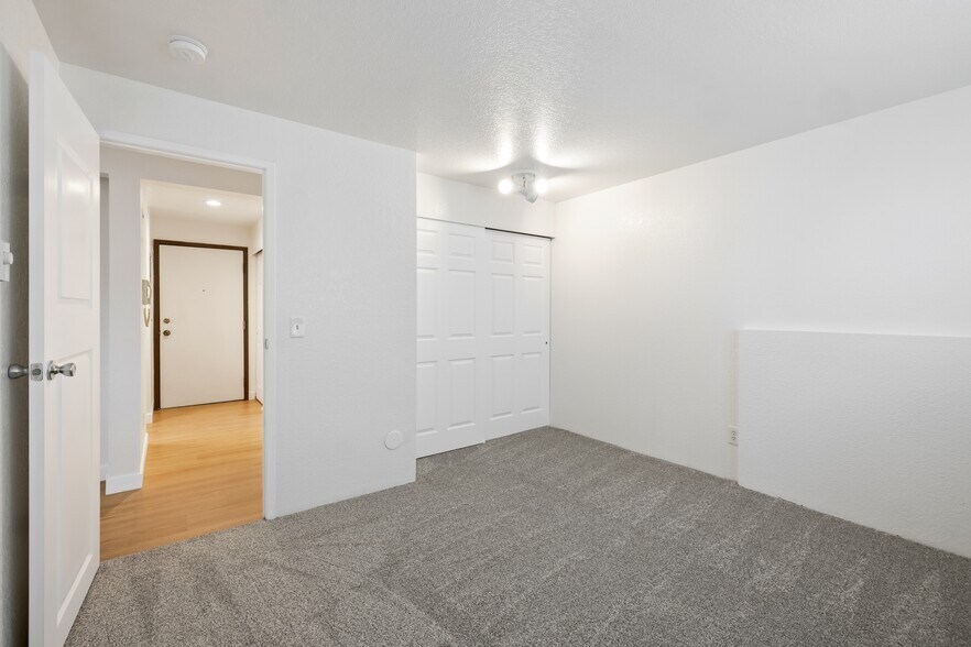 More Photos Of 712 N 143rd St, Seattle Apartments For Sale