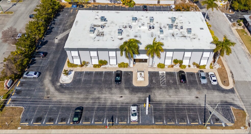 More Photos Of 2700 E Bay Dr, Largo Medical For Sale