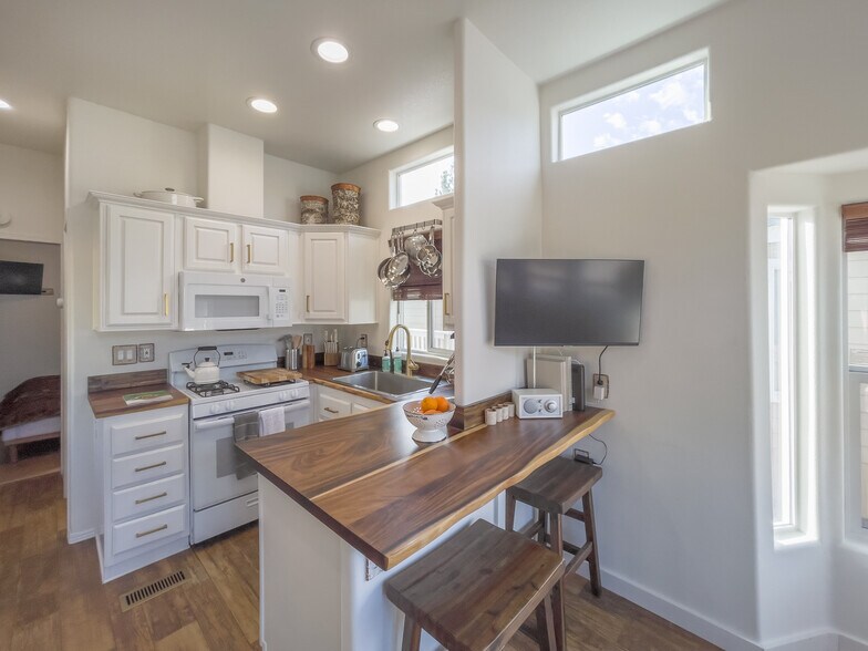 More Photos Of 11700 Donner Pass Rd, Truckee Manufactured Housing Mobile Home Park For Sale