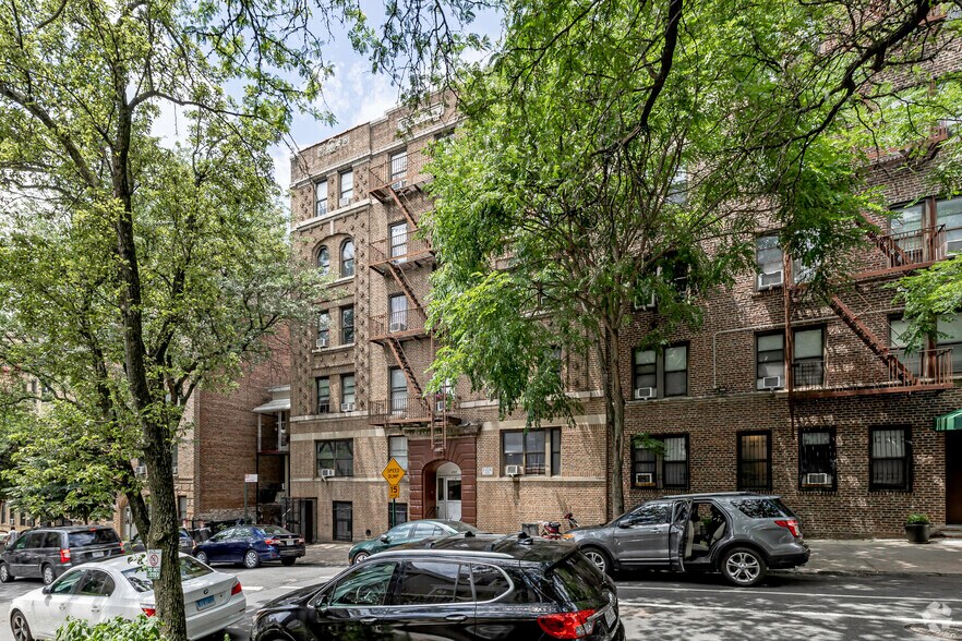 More Photos Of 3207 Hull Ave, Bronx Apartments For Sale