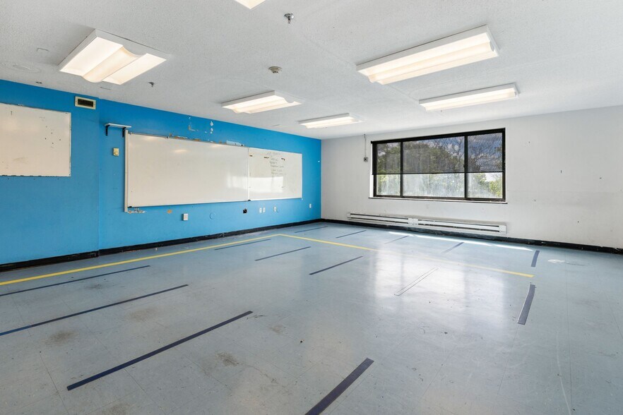 More Photos Of 110-120 Fisher Ave, Boston Skilled Nursing Facility For Lease