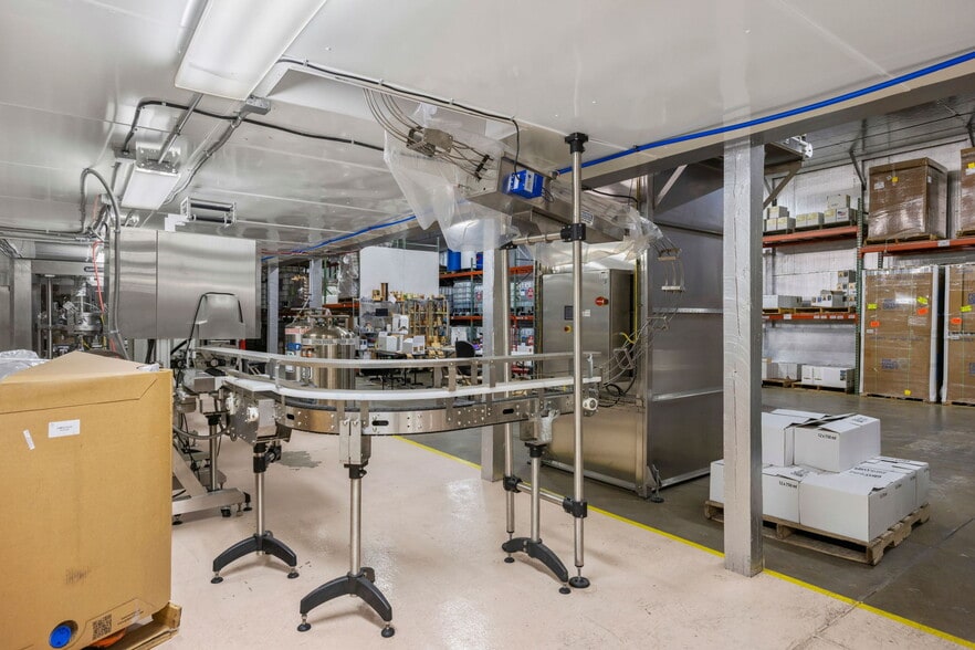 More Photos Of 1 Stevenson Rd, Laramie Specialty For Lease