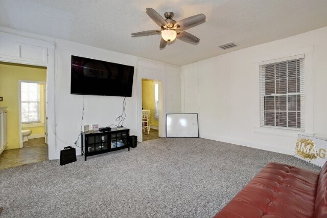 More Photos Of 1143 S 6th St, Louisville Office For Sale