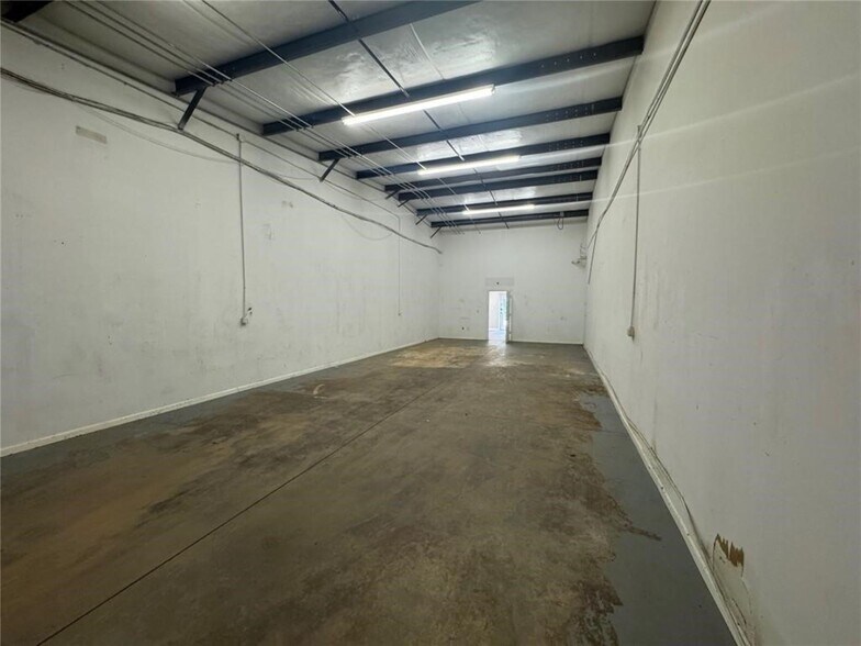 More Photos Of 5215 Palmero Ct, Buford Light Distribution For Lease