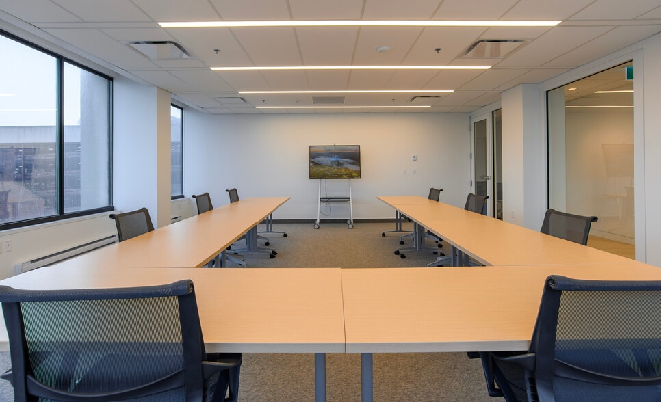 More Photos Of 15 Market Sq, Saint John Office For Lease