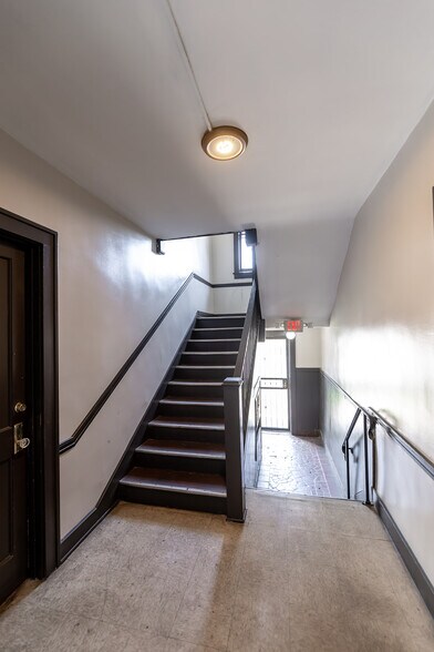 More Photos Of , Memphis Multifamily For Sale