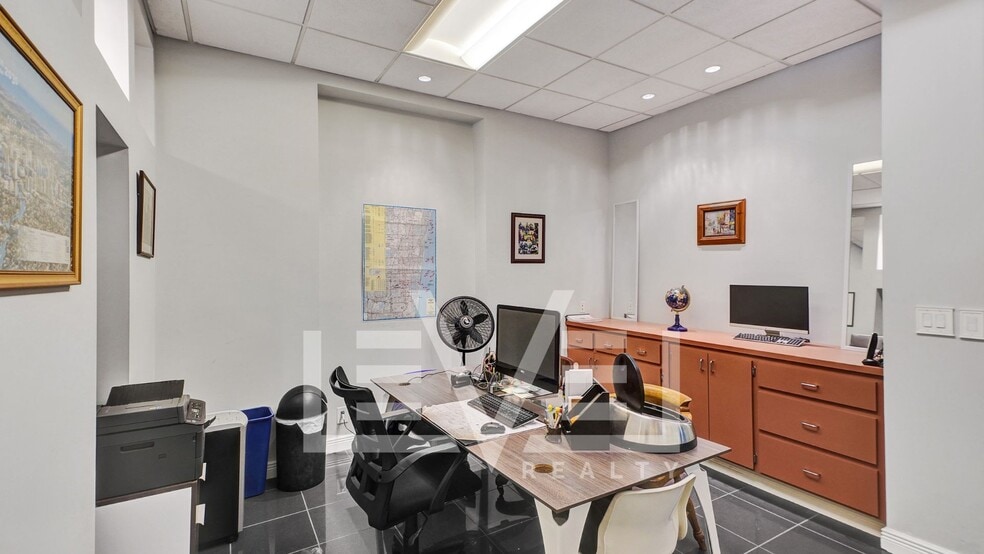 More Photos Of 3015 N Ocean Blvd, Fort Lauderdale Apartments For Sale