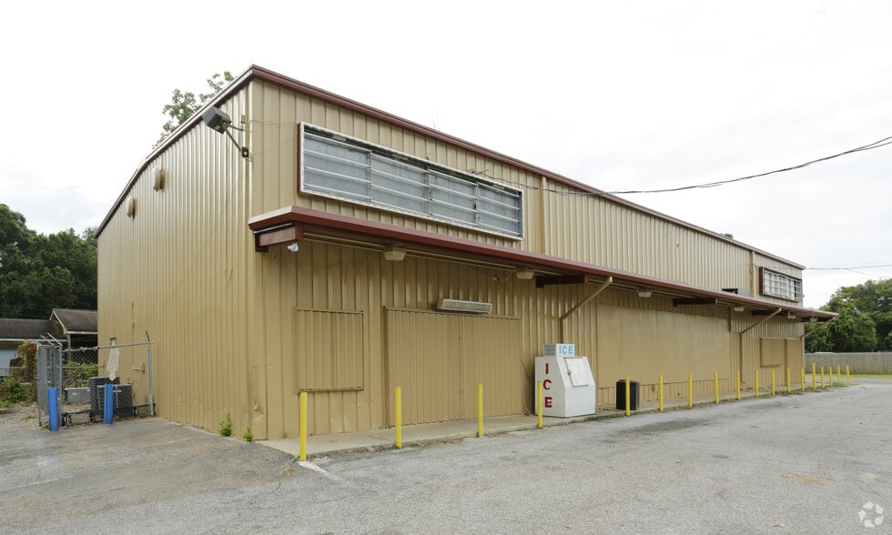 More Photos Of 2200 N W St, Pensacola Freestanding For Lease