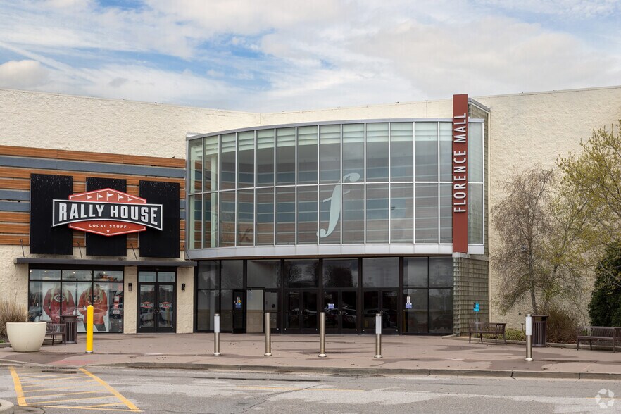 More Photos Of 2028 Florence Mall, Florence General Retail For Lease