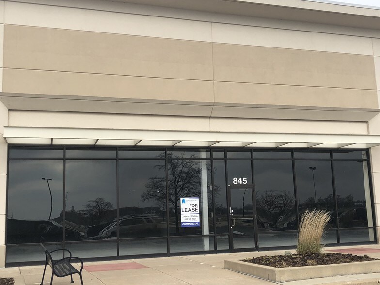 More Photos Of 731-871 Erica Ln, Yorkville Freestanding For Lease