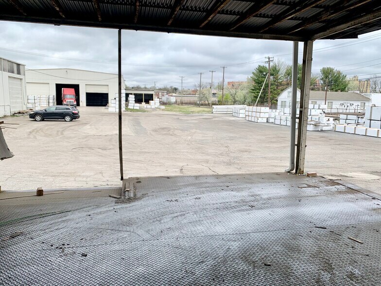 More Photos Of 1 Glass St, Bridgeton Warehouse For Sale