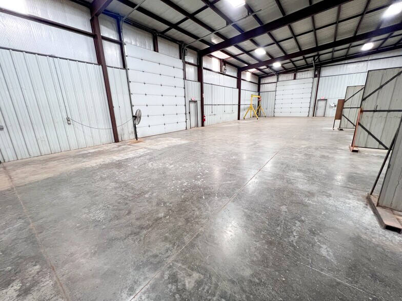More Photos Of 1914 S County Road 1083, Midland Industrial For Lease