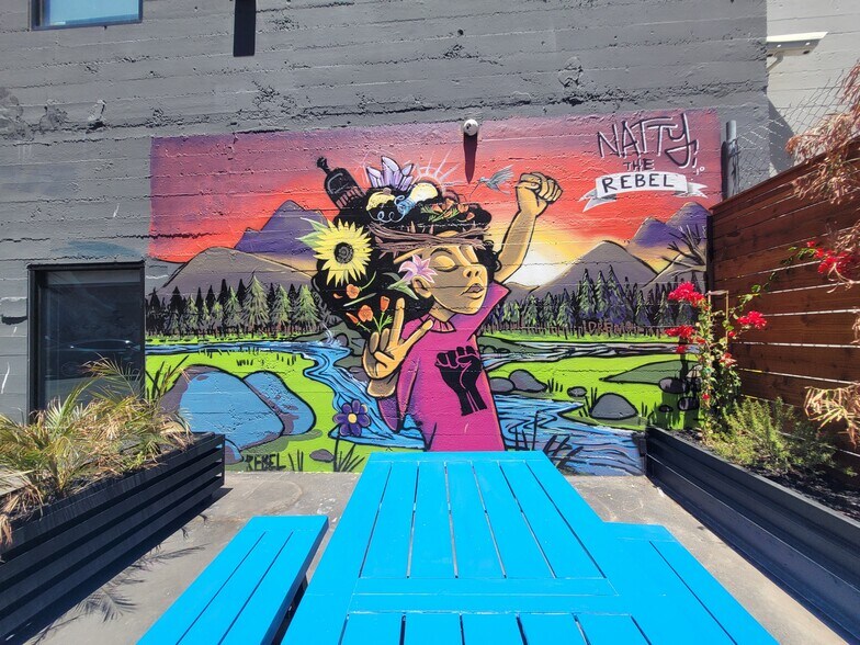 More Photos Of 1528 Webster St, Oakland Office For Lease