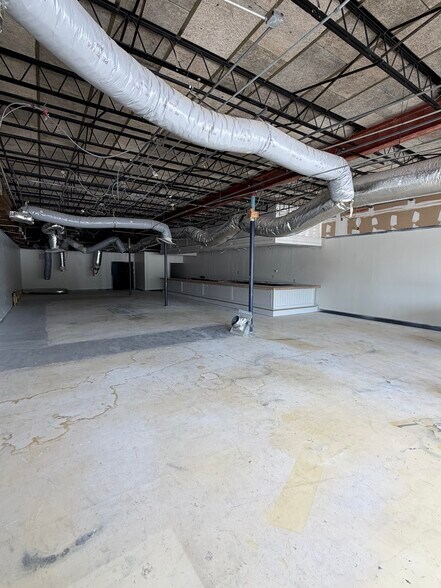 More Photos Of 5601 Rivers Ave, North Charleston Unknown For Lease