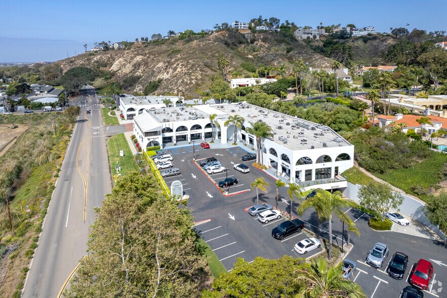 More Photos Of 3790 Via De La Valle, Del Mar Office For Sale