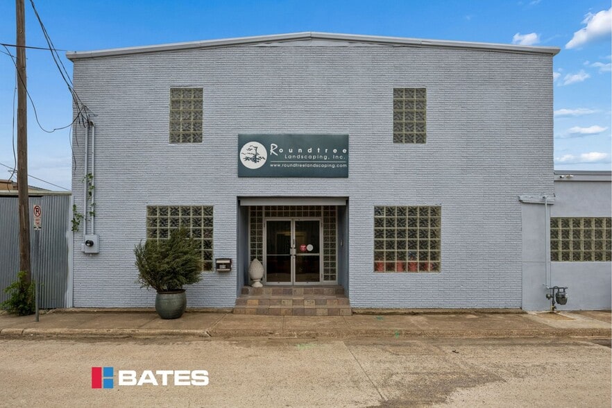 More Photos Of 4819 Vicksburg St, Dallas Showroom For Sale