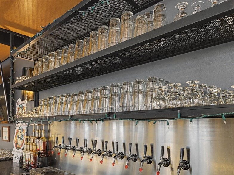 More Photos Of 39 West St, Pittsboro Restaurant For Lease