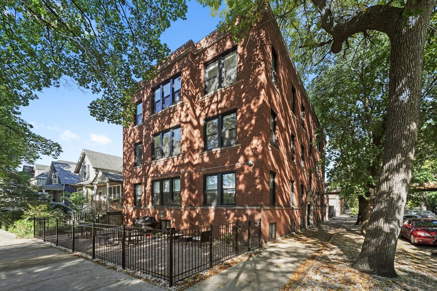 Primary Photo Of 4636 N Hamilton Ave, Chicago Multifamily For Sale