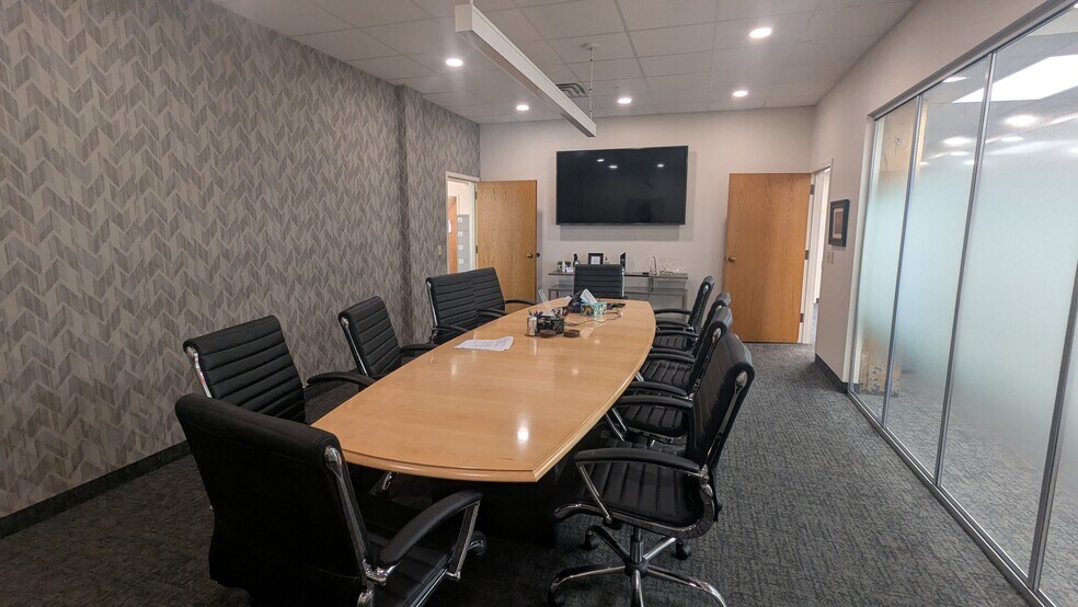 More Photos Of 144 Exchange Blvd, Rochester Office For Lease