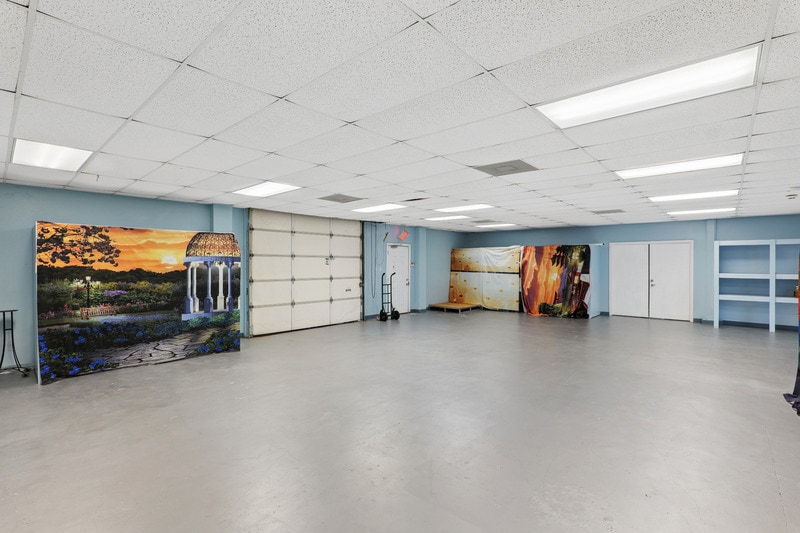 More Photos Of 451 Landing Blvd, League City Office For Sale