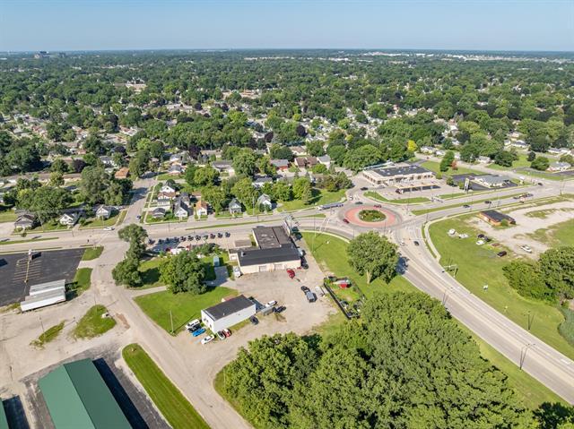 More Photos Of 1006 Velp Ave, Green Bay Freestanding For Sale