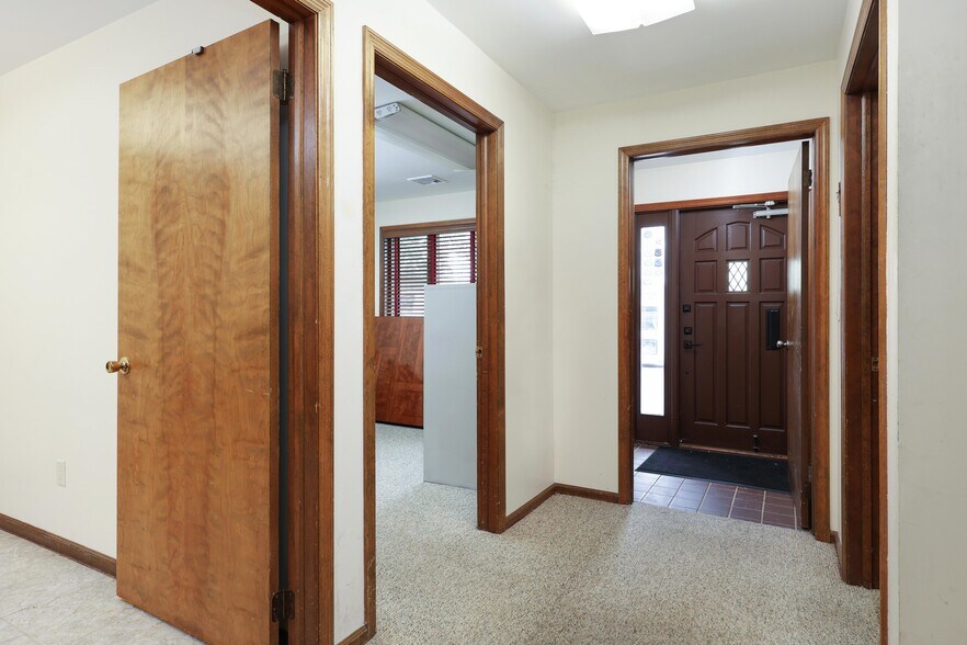 More Photos Of 1431 Raritan Rd, Clark Office For Sale