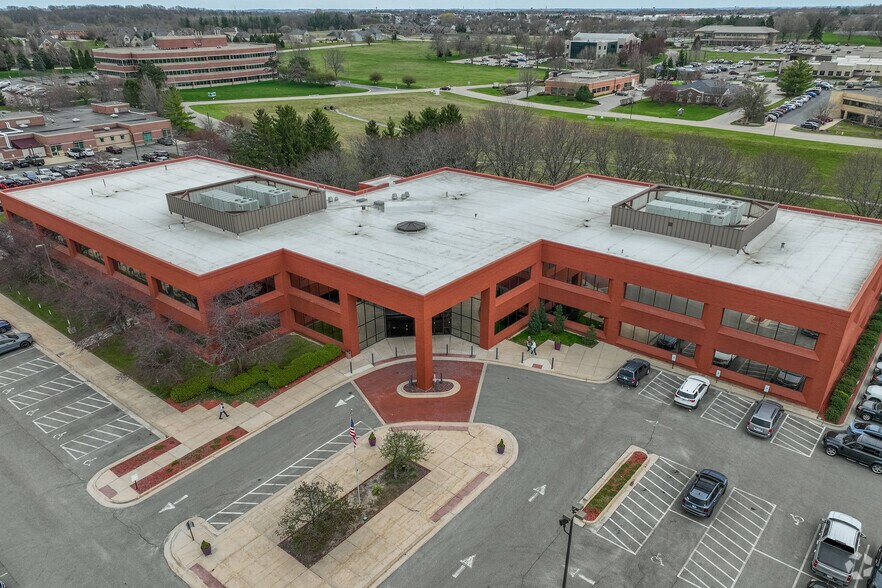 More Photos Of 1235 N Mulford Rd, Rockford Medical For Lease