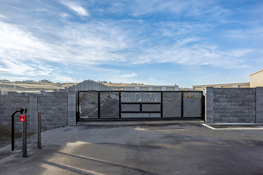 More Photos Of 10525 Ridgeline Dr, Kennewick Self Storage For Sale